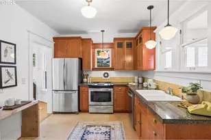535 N Simpson St, Portland, OR 97217 - Photo 13