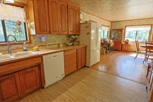 95743 Haynes Way Ln, North Bend, OR 97459 - Photo 13