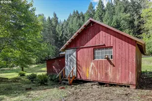 78548 Rat Creek Rd, Cottage Grove, OR 97424 - Photo 15