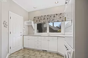 21473 Rosepark Ct, West Linn, OR 97068 - Photo 27