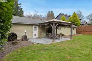 7402 SW Locust St, Portland, OR 97223 - Photo 23