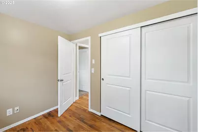 7402 SW Locust St, Portland, OR 97223 - Photo 19