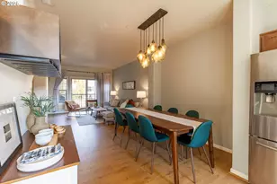 7974 NE Heiser St, Hillsboro, OR 97006 - Photo 13