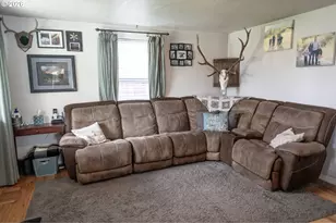 2414 Madison St, Baker City, OR 97814 - Photo 3