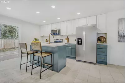 7843 SE Henderson Ct, Portland, OR 97206 - Photo 9