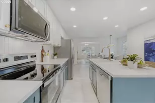 7843 SE Henderson Ct, Portland, OR 97206 - Photo 13