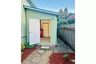 503 SE Sheridan Rd, Sheridan, OR 97378 - Photo 25
