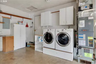 13735 SE Rhone St, Portland, OR 97236 - Photo 31