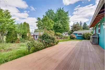 13735 SE Rhone St, Portland, OR 97236 - Photo 43