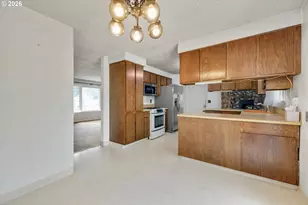 13735 SE Rhone St, Portland, OR 97236 - Photo 11