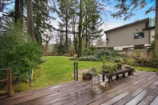 17738 Kelok Rd, Lake Oswego, OR 97034 - Photo 37
