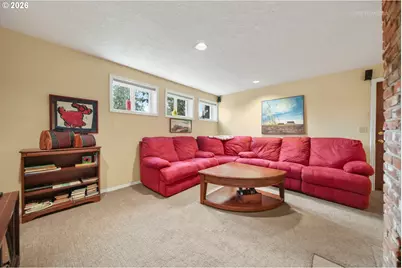 17738 Kelok Rd, Lake Oswego, OR 97034 - Photo 23