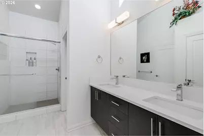 77 NE 58th Ave, Portland, OR 97213 - Photo 5