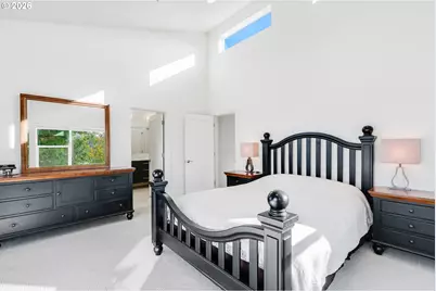 77 NE 58th Ave, Portland, OR 97213 - Photo 11