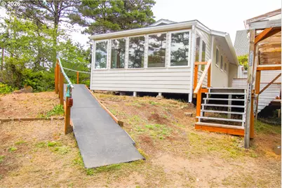 88539 5th Ave, Florence, OR 97439 - Photo 1