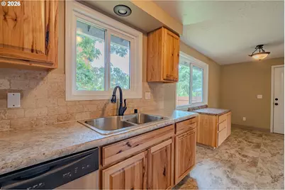 1720 NW 103rd St, Vancouver, WA 98685 - Photo 15