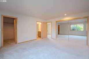 1530 NE Marine Dr, Portland, OR 97211 - Photo 31