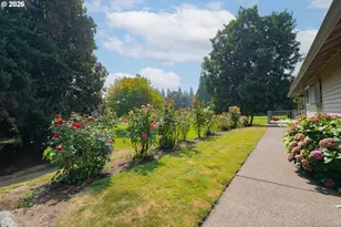 1530 NE Marine Dr, Portland, OR 97211 - Photo 7