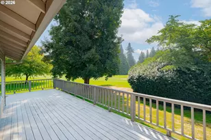 1530 NE Marine Dr, Portland, OR 97211 - Photo 13