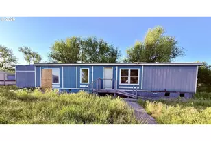 200 Bigham Brown Rd, Eagle Point, OR 97524 - Photo 1