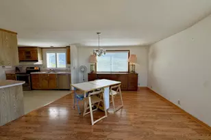 98609 Camellia Dr, Brookings, OR 97415 - Photo 15