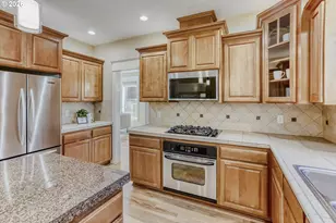 9001 SW Robert Gray Ln, Portland, OR 97225 - Photo 7