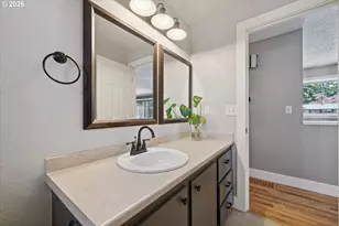 12221 SW Taylor Ct, Portland, OR 97225 - Photo 27