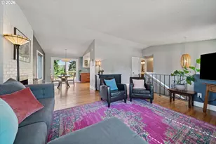 12221 SW Taylor Ct, Portland, OR 97225 - Photo 9