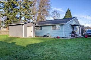 908 NE 1st Ave, Battle Ground, WA 98604 - Photo 9
