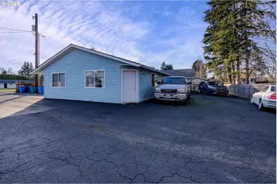 908 NE 1st Ave, Battle Ground, WA 98604 - Photo 3