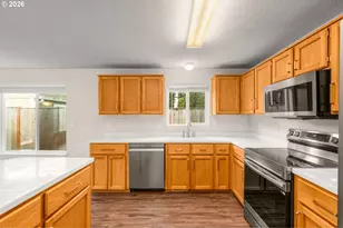 7082 SE Lois St, Hillsboro, OR 97123 - Photo 13