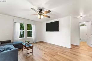 52 Veys Dr, Kelso, WA 98626 - Photo 23