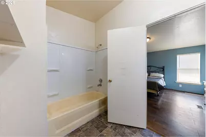 857 Hoffman Rd, Salem, OR 97301 - Photo 13