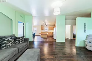 857 Hoffman Rd, Salem, OR 97301 - Photo 3