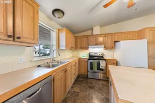 857 Hoffman Rd, Salem, OR 97301 - Photo 7