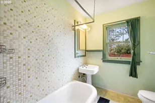 3525 NE 75th Ave, Portland, OR 97213 - Photo 23