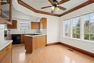 3525 NE 75th Ave, Portland, OR 97213 - Photo 9