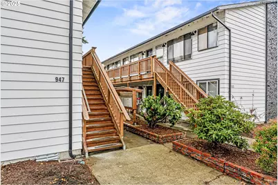 947 7th Ave, Longview, WA 98632 - Photo 3