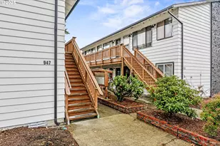 947 7th Ave, Longview, WA 98632 - Photo 3