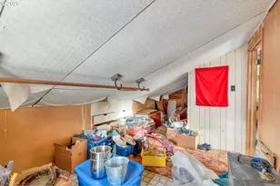 8906 N Willamette Blvd, Portland, OR 97203 - Photo 27