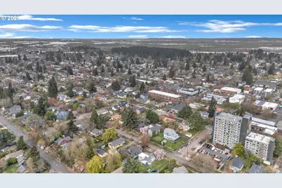 8906 N Willamette Blvd, Portland, OR 97203 - Photo 45