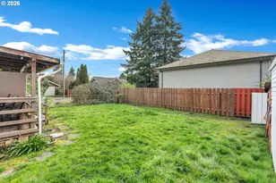 8906 N Willamette Blvd, Portland, OR 97203 - Photo 37