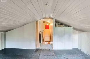 8906 N Willamette Blvd, Portland, OR 97203 - Photo 23