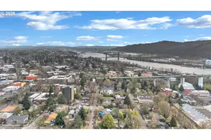 8906 N Willamette Blvd, Portland, OR 97203 - Photo 47