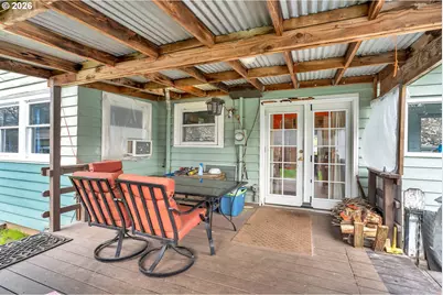 8906 N Willamette Blvd, Portland, OR 97203 - Photo 33