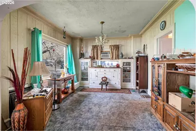 8906 N Willamette Blvd, Portland, OR 97203 - Photo 7