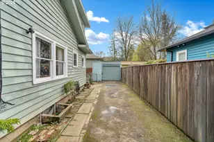 8906 N Willamette Blvd, Portland, OR 97203 - Photo 43