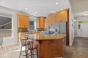 18712 Cloud Cap Ave, Sandy, OR 97055 - Photo 7