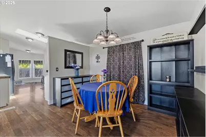 1000 S McKern Ct #13, Newberg, OR 97132 - Photo 9