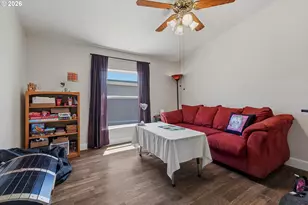 1000 S McKern Ct, Newberg, OR 97132 - Photo 13